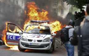 voiture police feu.jpg